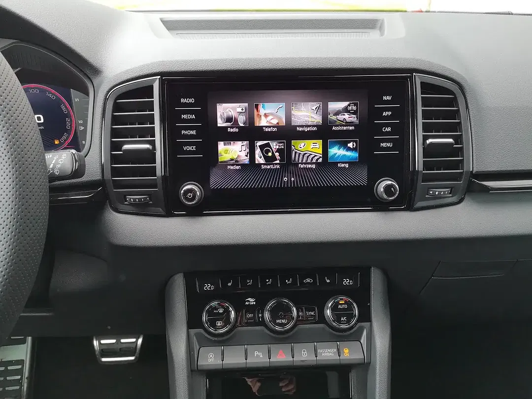 Skoda Karoq 1.5 TSI DSG Sportline - Thumbnail 8