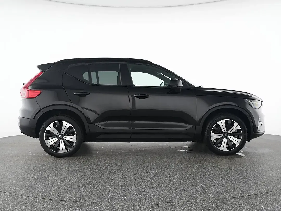 Volvo XC40 Recharge Plus - Thumbnail 11