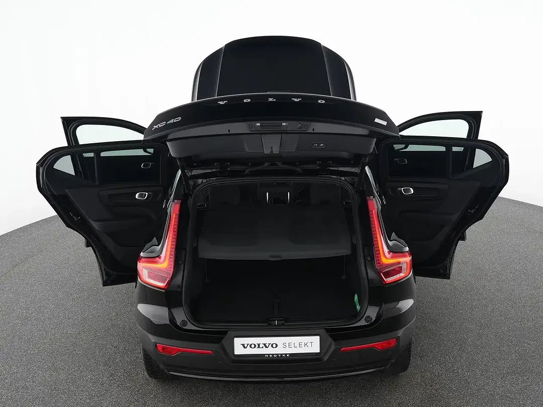 Volvo XC40 Recharge Plus - Thumbnail 13