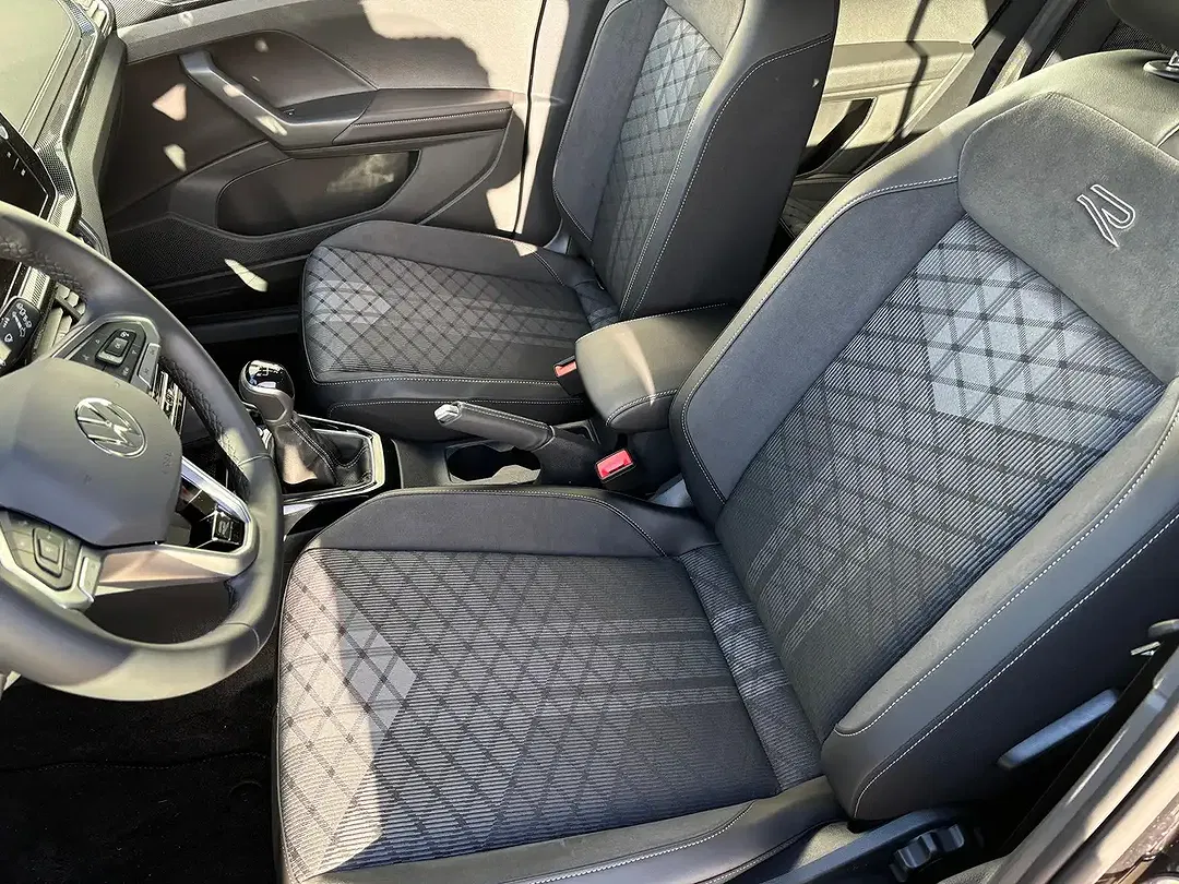 Volkswagen T-Cross 1.0 TSI DSG R-Line Limited - Thumbnail 4