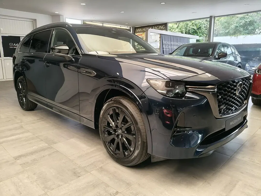 Mazda CX-80 2.5 e-SKYACTIV 8AT i-Activ AWD PHEV Homura Plus - Thumbnail 6