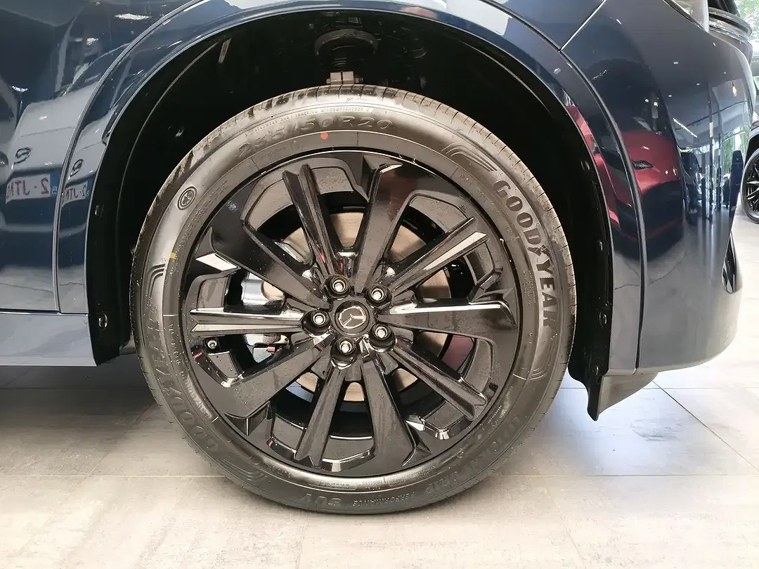 Mazda CX-80 2.5 e-SKYACTIV 8AT i-Activ AWD PHEV Homura Plus - Thumbnail 8