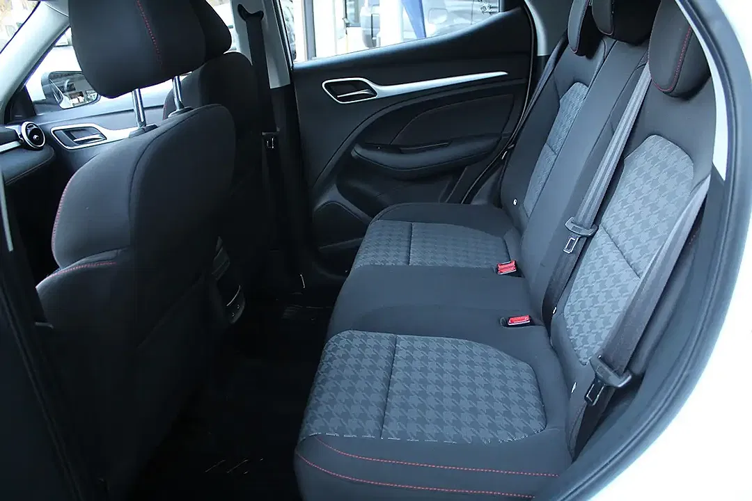 MG ZS 1.5 VTi Comfort - Thumbnail 10