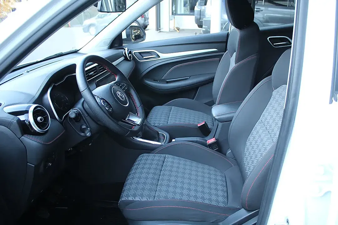 MG ZS 1.5 VTi Comfort - Thumbnail 9