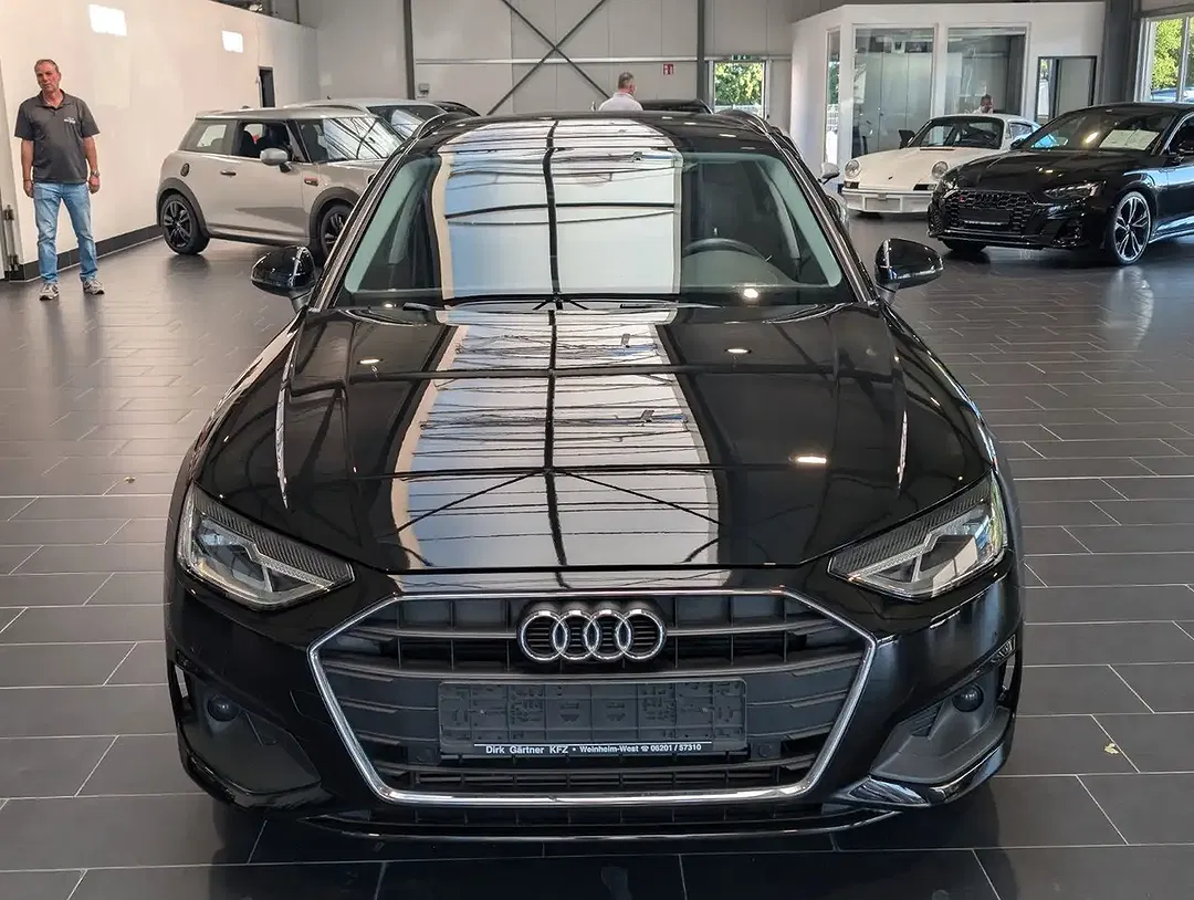 Audi A4 35 TFSI S tronic Avant - Thumbnail 3