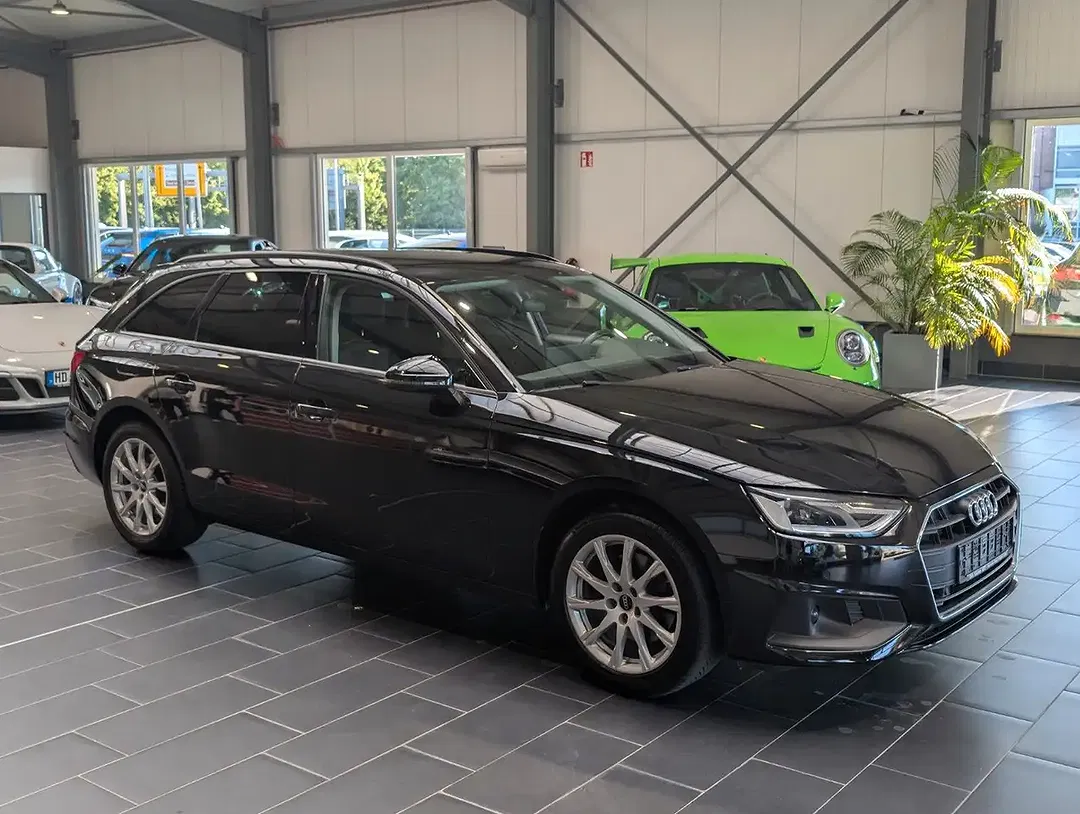 Audi A4 35 TFSI S tronic Avant - Thumbnail 5