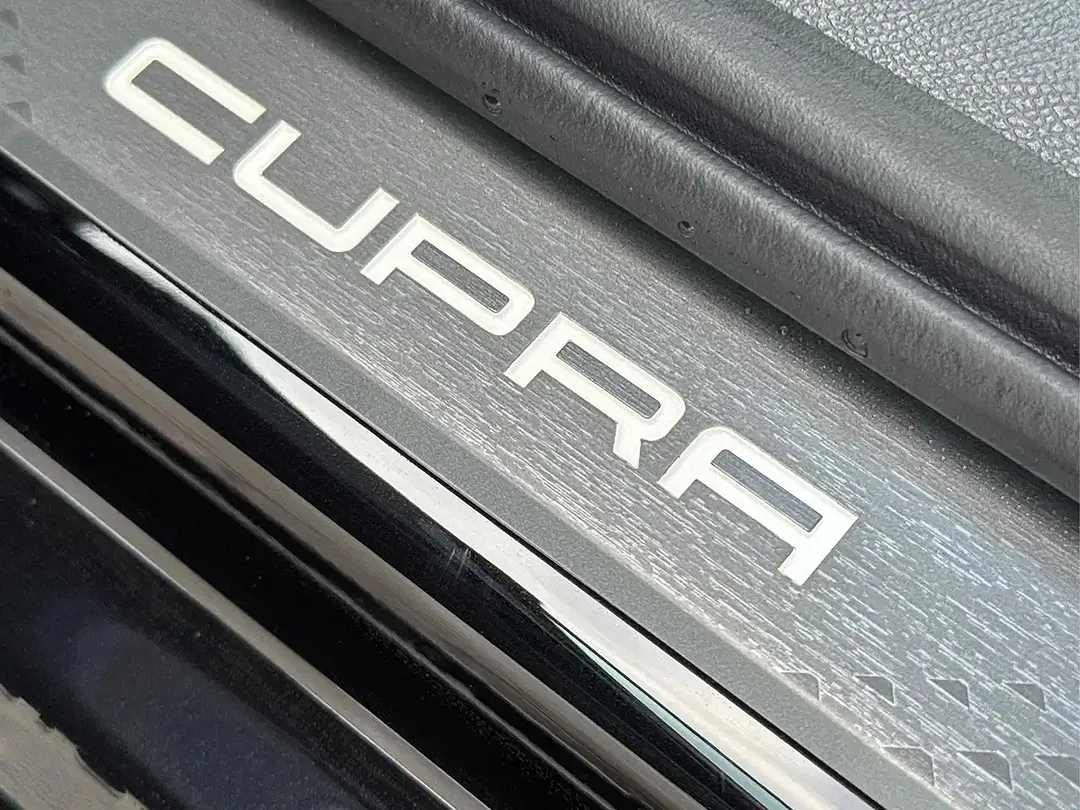 CUPRA Leon Sportstourer - Thumbnail 12