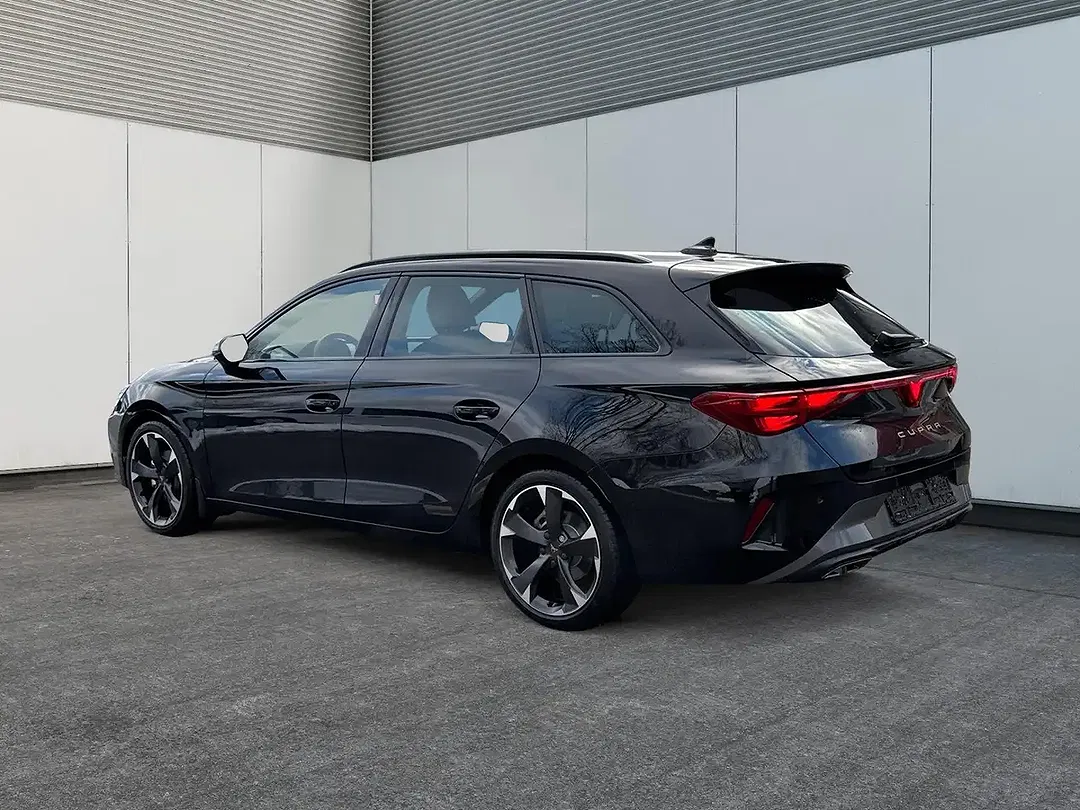 CUPRA Leon Sportstourer - Thumbnail 3