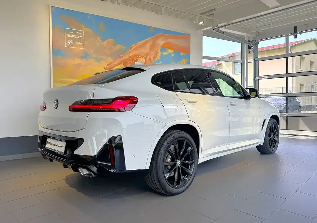 BMW X4 M Sport - Thumbnail 8