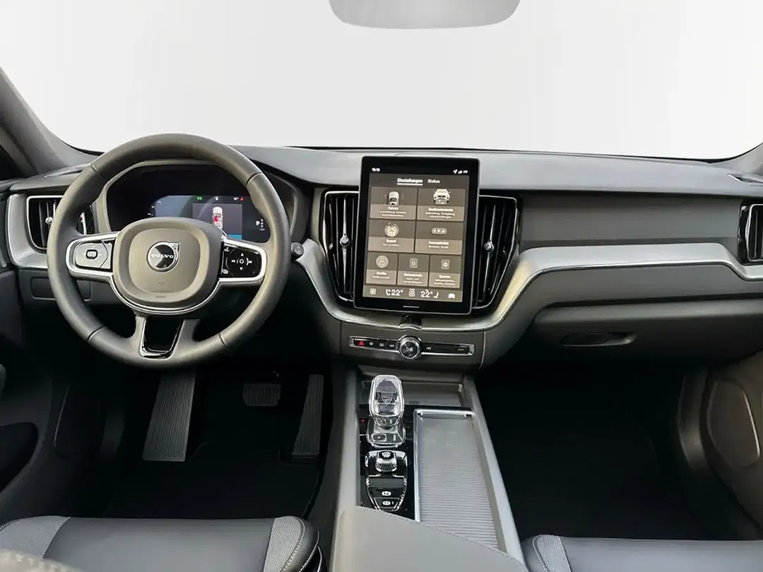 Volvo XC60 B5 AWD Plus Black Edition - Thumbnail 4