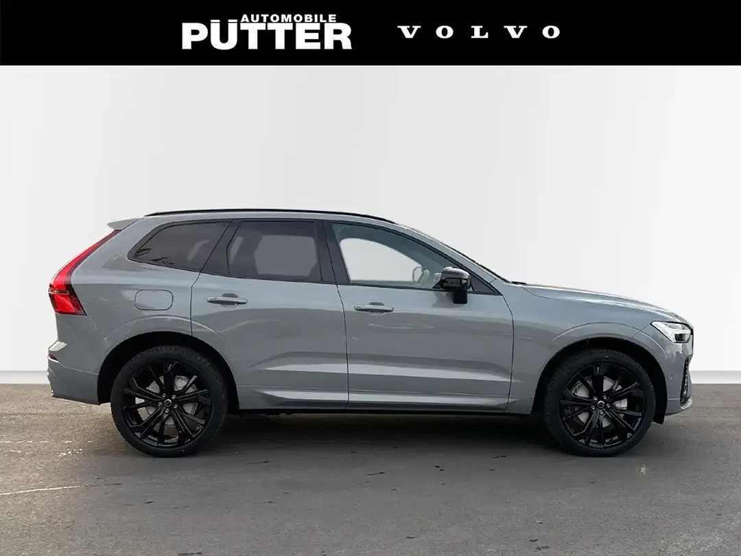 Volvo XC60 B5 AWD Plus Black Edition - Thumbnail 6