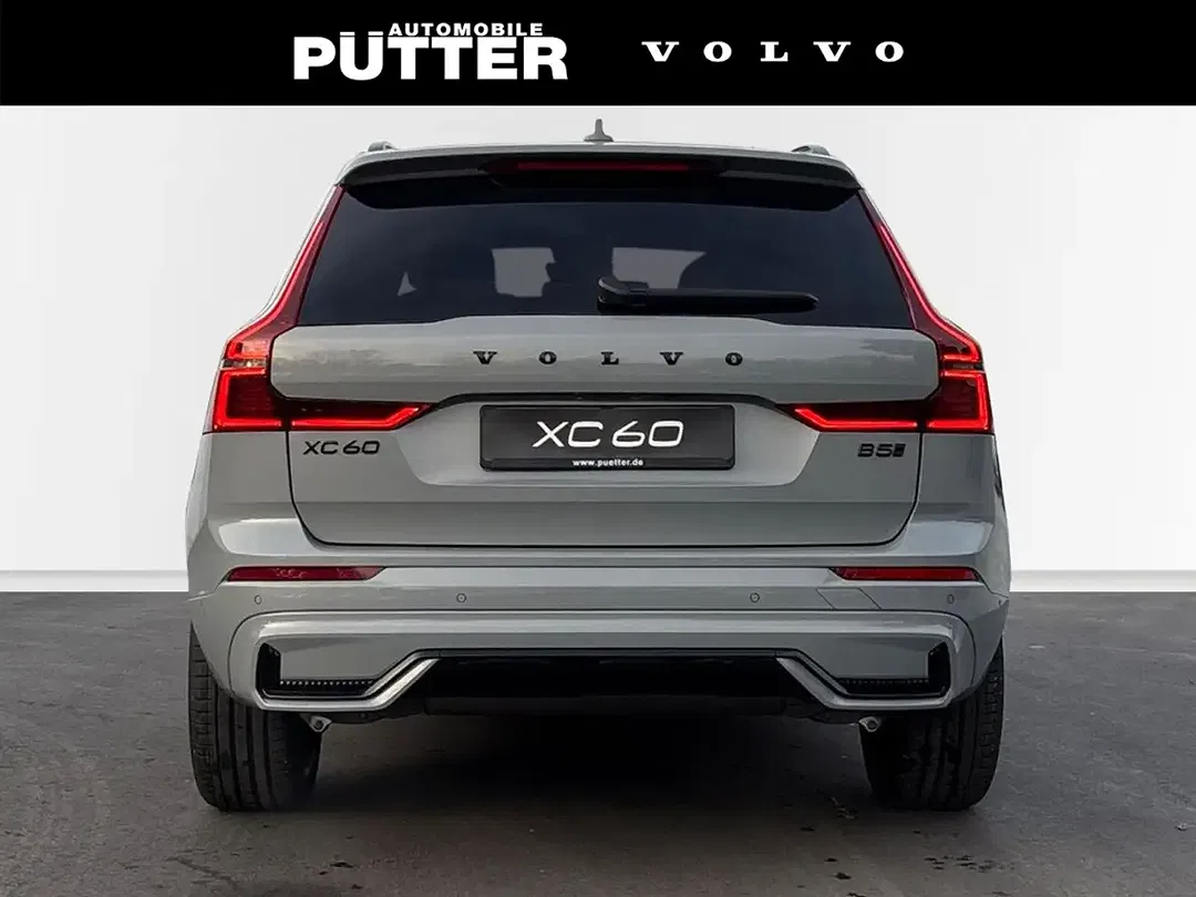 Volvo XC60 B5 AWD Plus Black Edition - Thumbnail 7