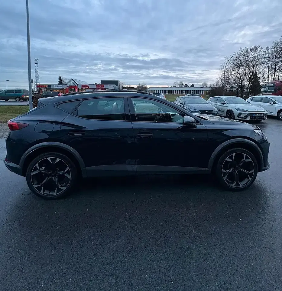 CUPRA Formentor PHEV VZ - Thumbnail 2