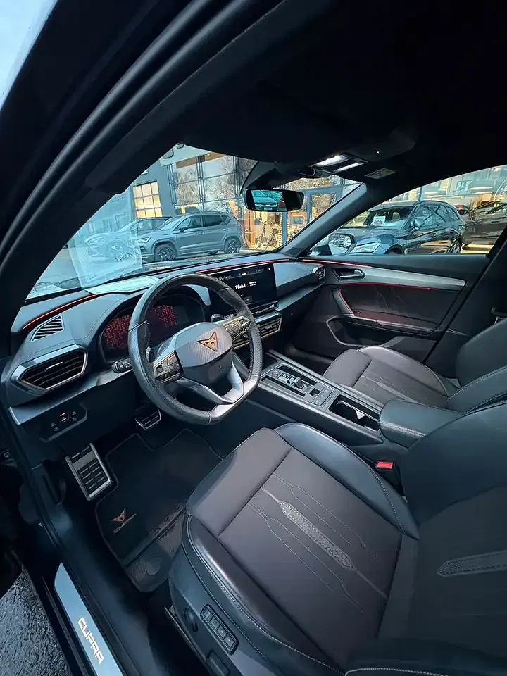 CUPRA Formentor PHEV VZ - Thumbnail 5