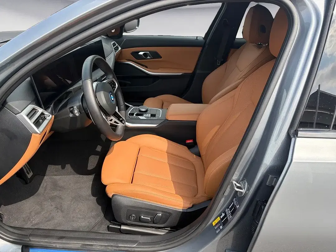 BMW 330 AUT Touring M Sport - Thumbnail 9