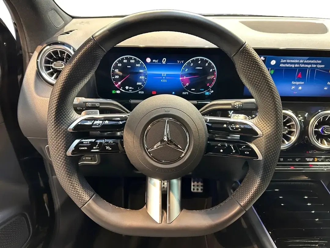 Mercedes-Benz GLA 200 AMG MBUX Night - Thumbnail 10