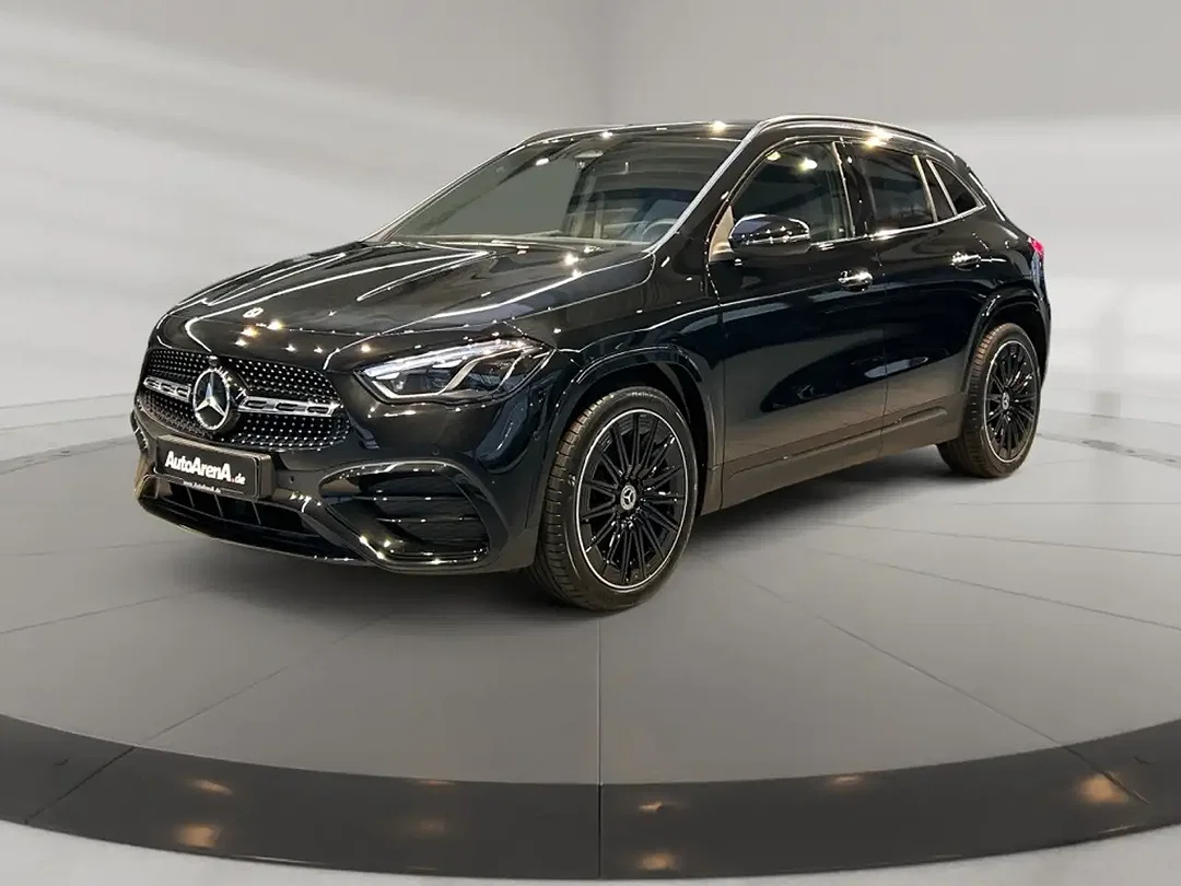 Mercedes-Benz GLA 200 AMG MBUX Night - Afbeelding 1