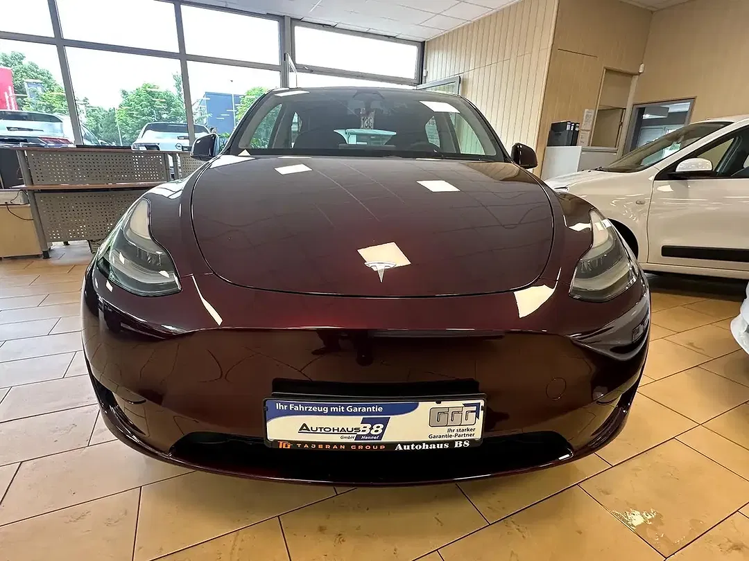 Tesla Model Y RWD - foto 2