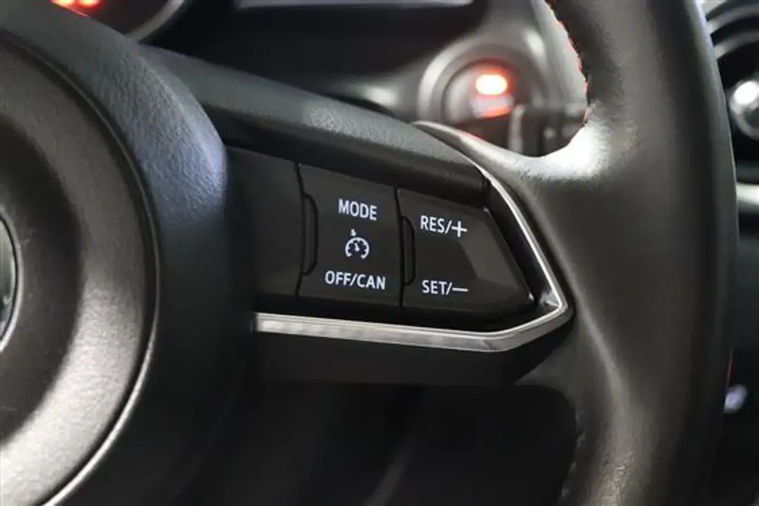 Mazda 2 MHEV - Thumbnail 17