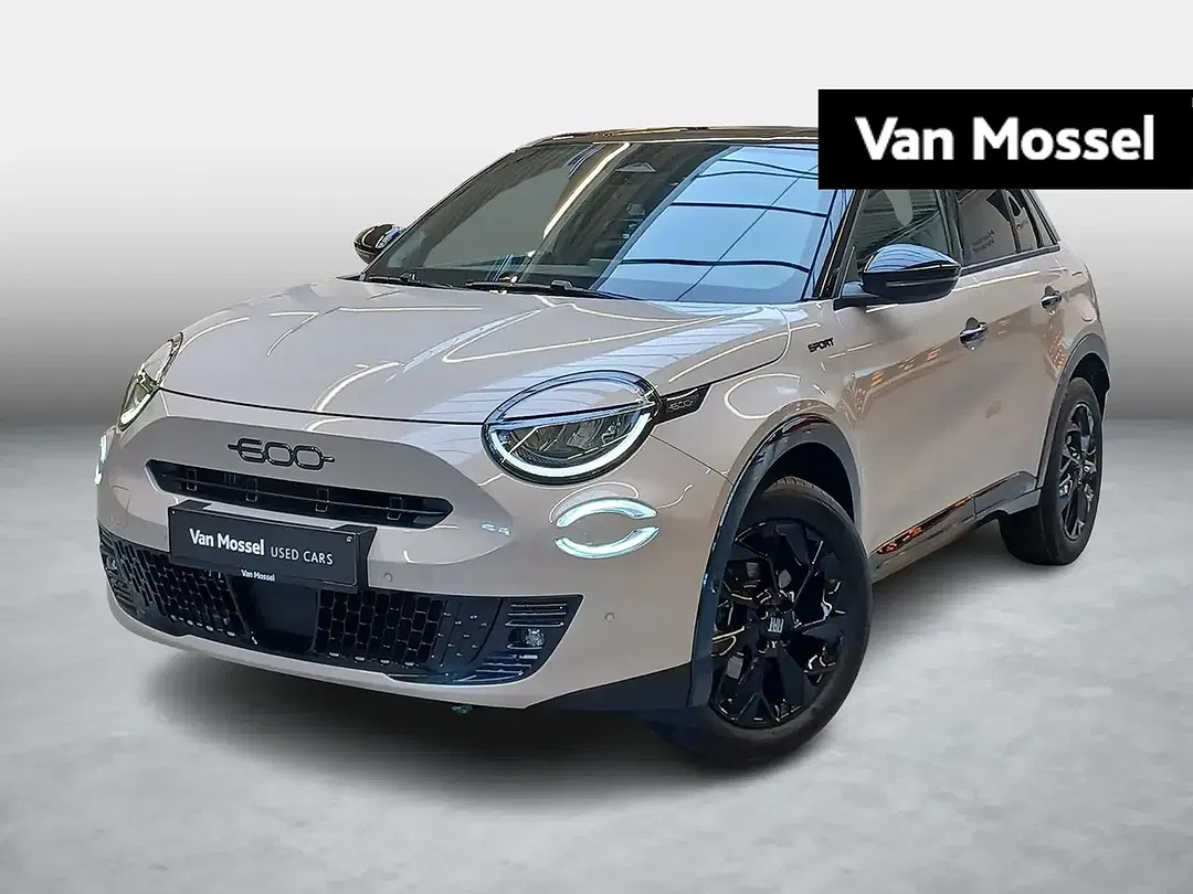 Fiat 600 Hybrid Sport - foto 1
