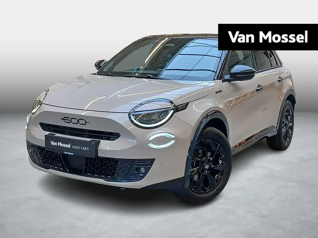 Fiat 600 Hybrid Sport - Afbeelding 1