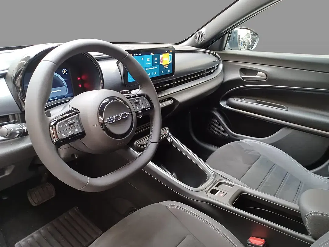 Fiat 600 Hybrid Sport - Thumbnail 9