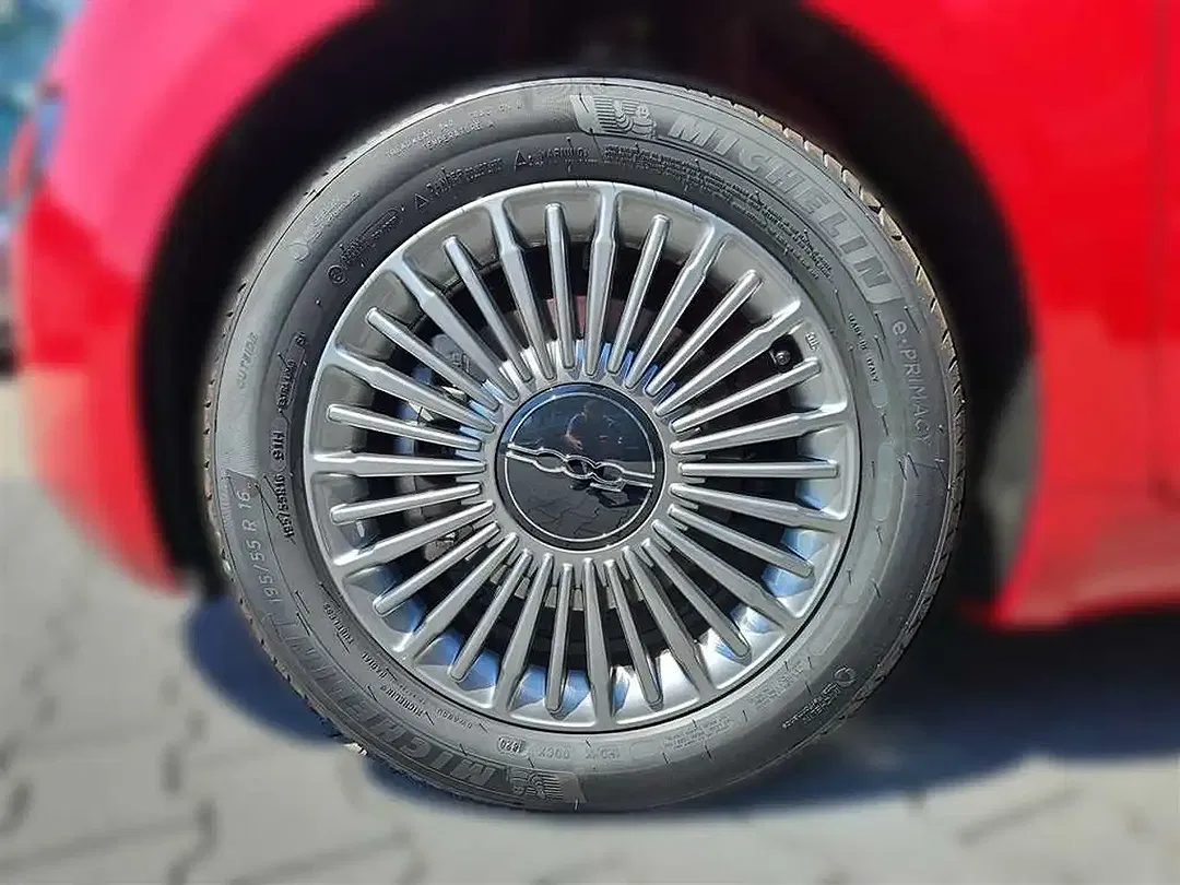 Fiat 500 1.0 Hybrid Icon - Thumbnail 8