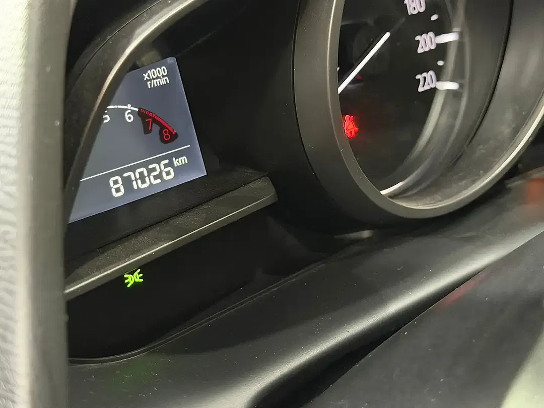 Mazda 2 1.5 SKYACTIV-G MHEV - Thumbnail 13