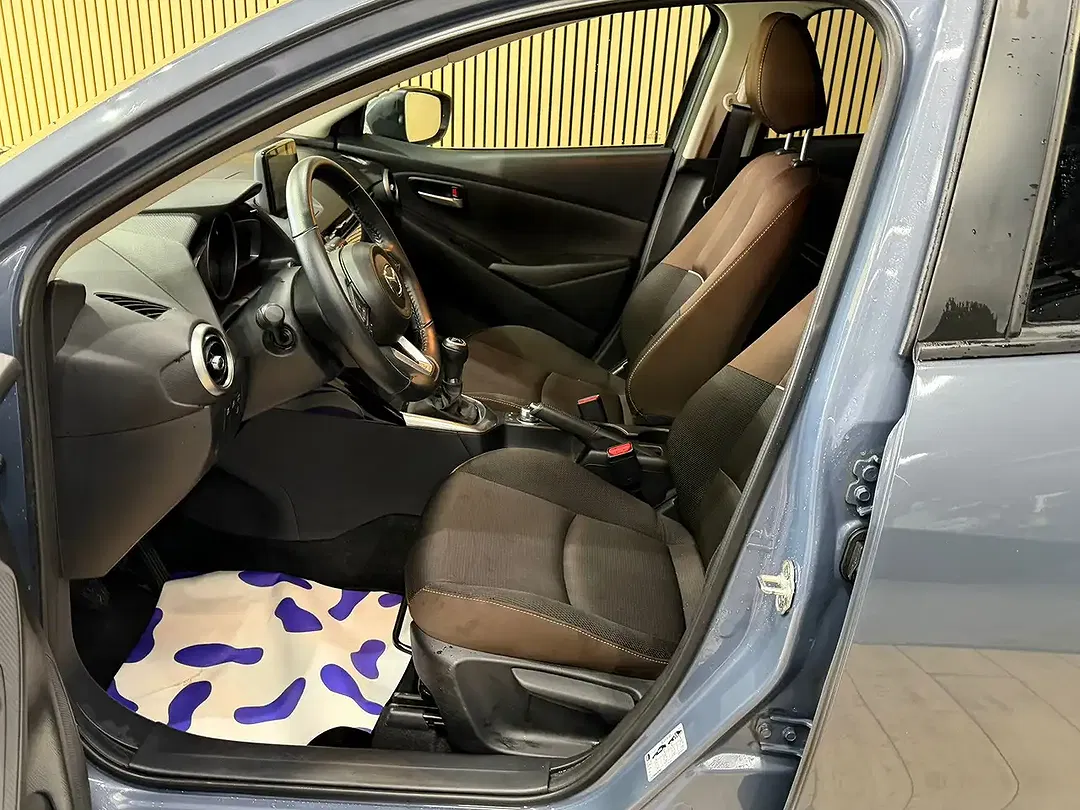 Mazda 2 1.5 SKYACTIV-G MHEV - foto 15