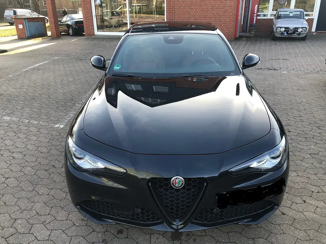 Alfa Romeo Giulia 2.0 16V Turbo Sprint - foto 2