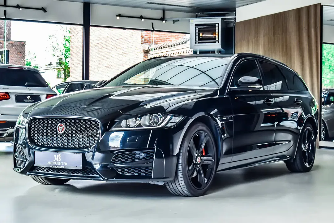 Jaguar XF 2.0 Sportbrake R-Sport Black Edition - foto 1