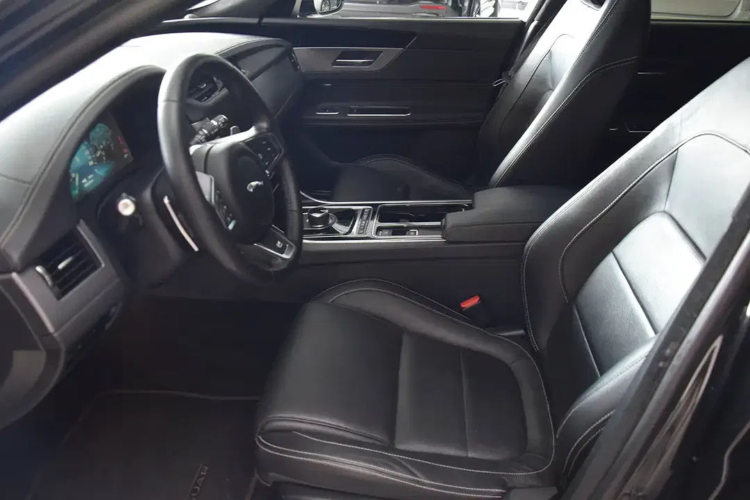 Jaguar XF 2.0 Sportbrake R-Sport Black Edition - Thumbnail 10