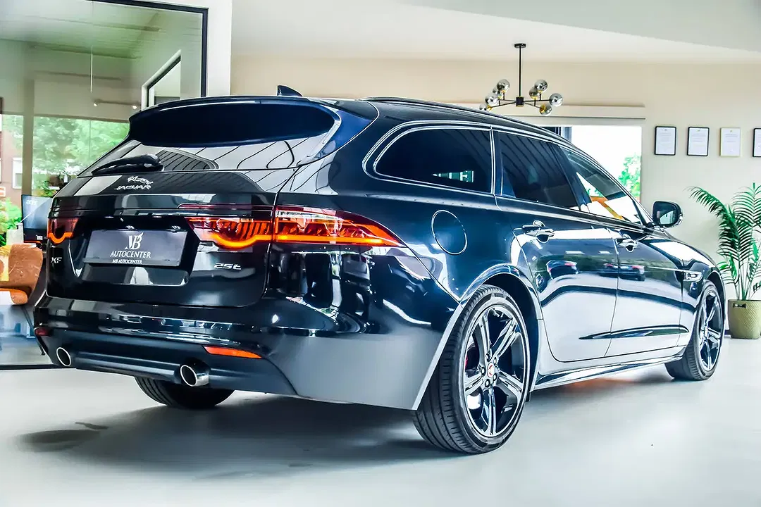 Jaguar XF 2.0 Sportbrake R-Sport Black Edition - Thumbnail 11