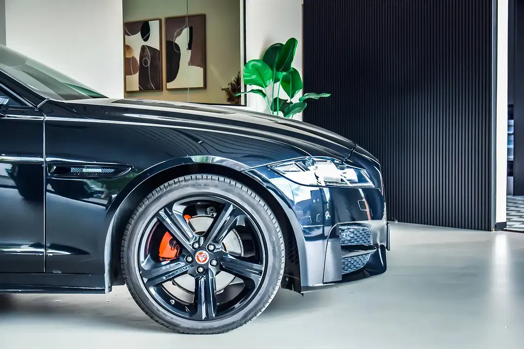 Jaguar XF 2.0 Sportbrake R-Sport Black Edition - Thumbnail 7