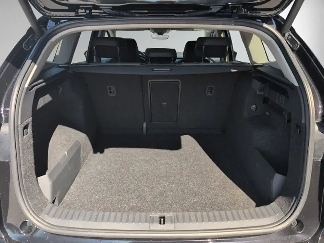 Skoda Enyaq 60 iV Loft - Thumbnail 6