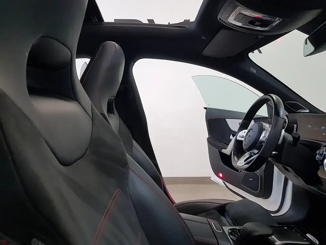 Mercedes-Benz CLA 250 AMG Line - Thumbnail 14