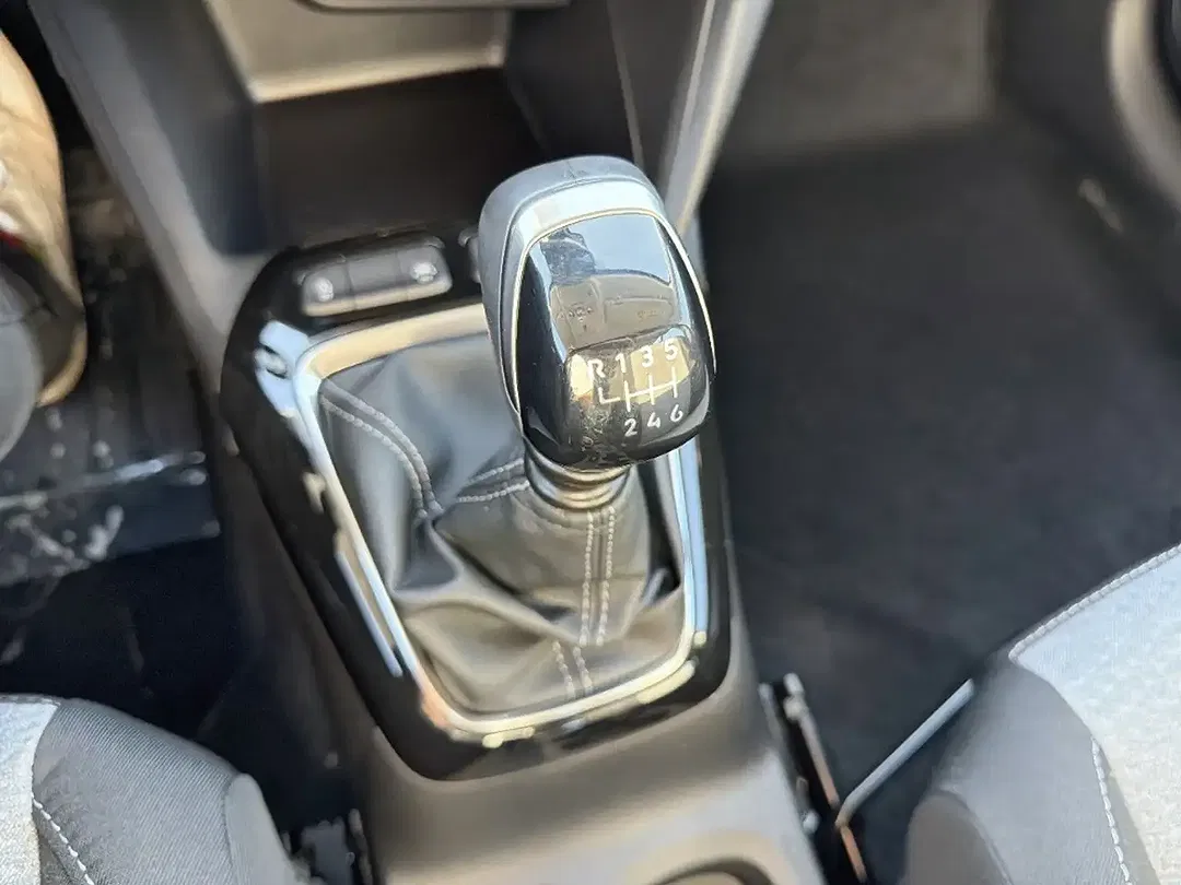 Opel Corsa Edition - Thumbnail 19