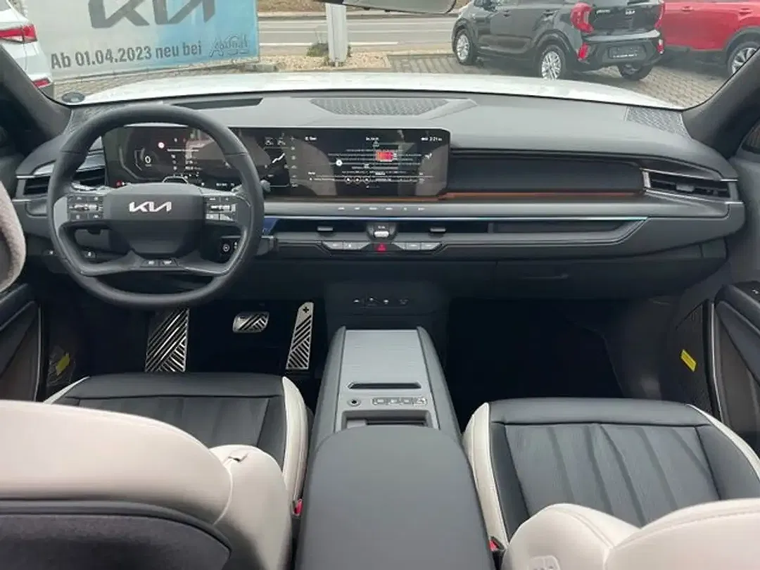 Kia EV9 4WD GT-Line Launch Edition - Thumbnail 9