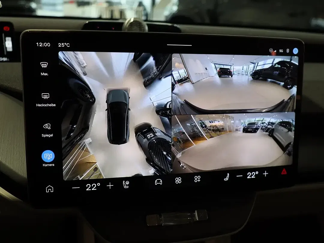 Volvo EX60 AWD Ultra - Thumbnail 12