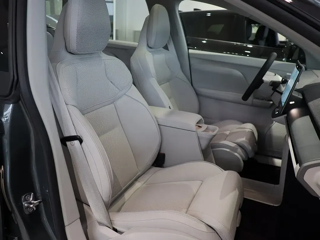 Volvo EX60 AWD Ultra - Thumbnail 6