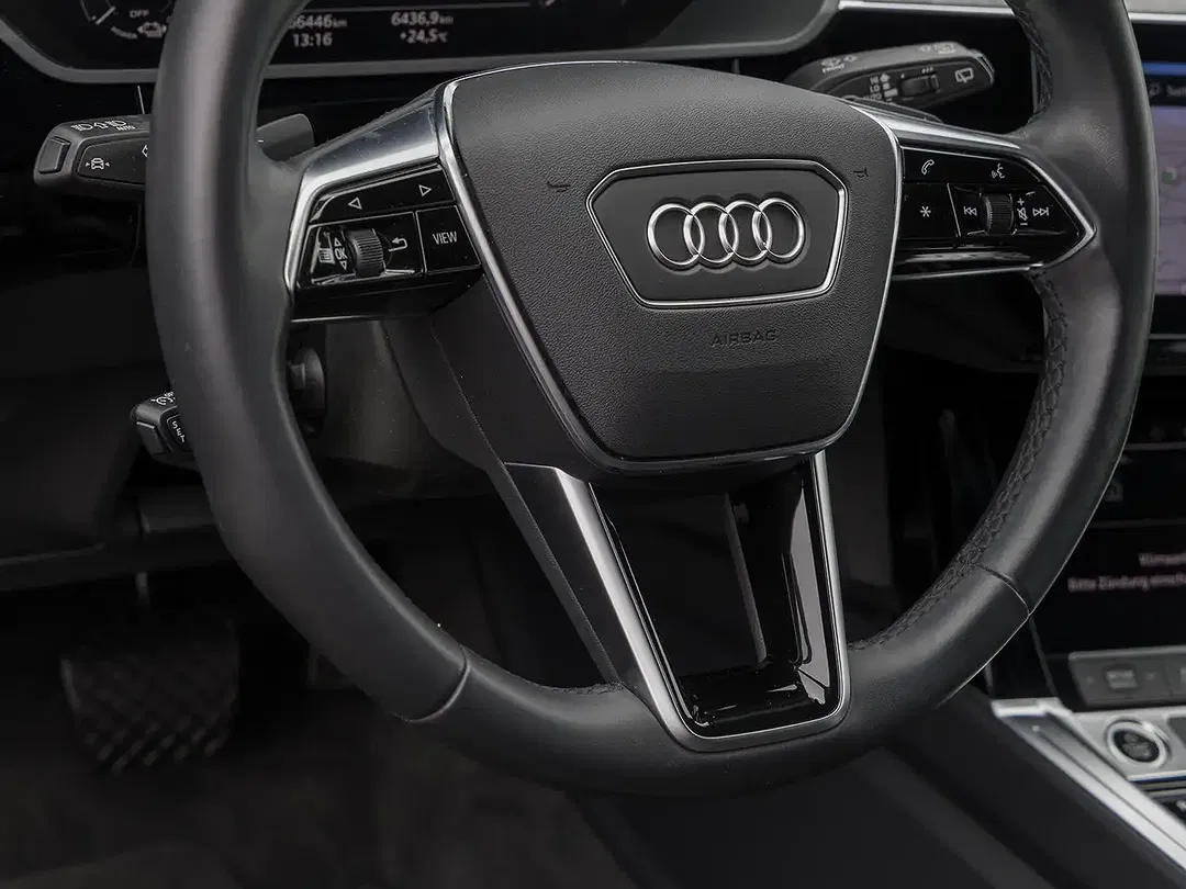 Audi e-tron 55 quattro - Thumbnail 10