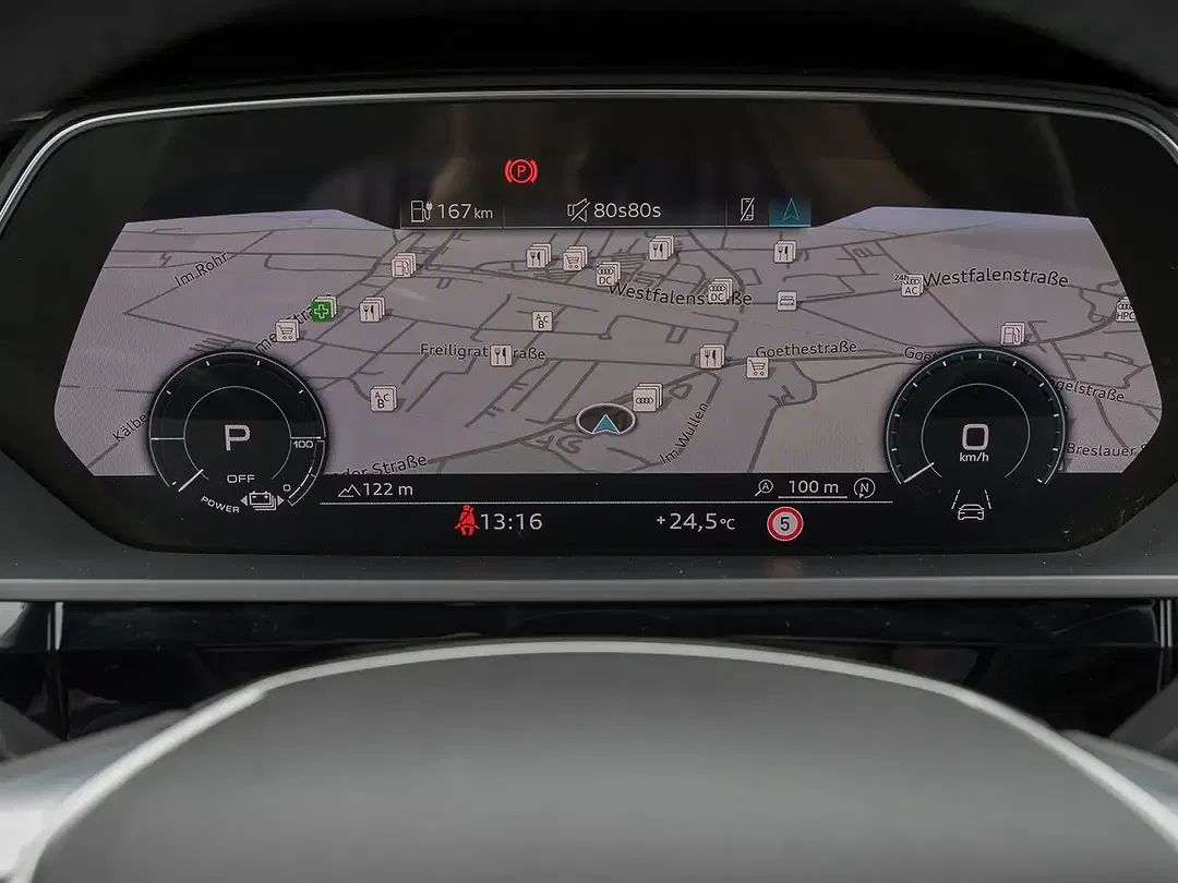 Audi e-tron 55 quattro - Thumbnail 5