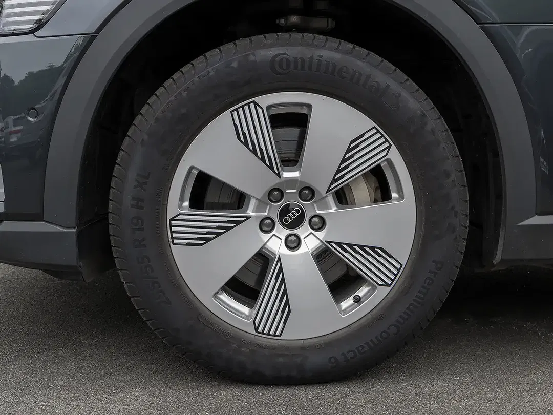 Audi e-tron 55 quattro - Thumbnail 6