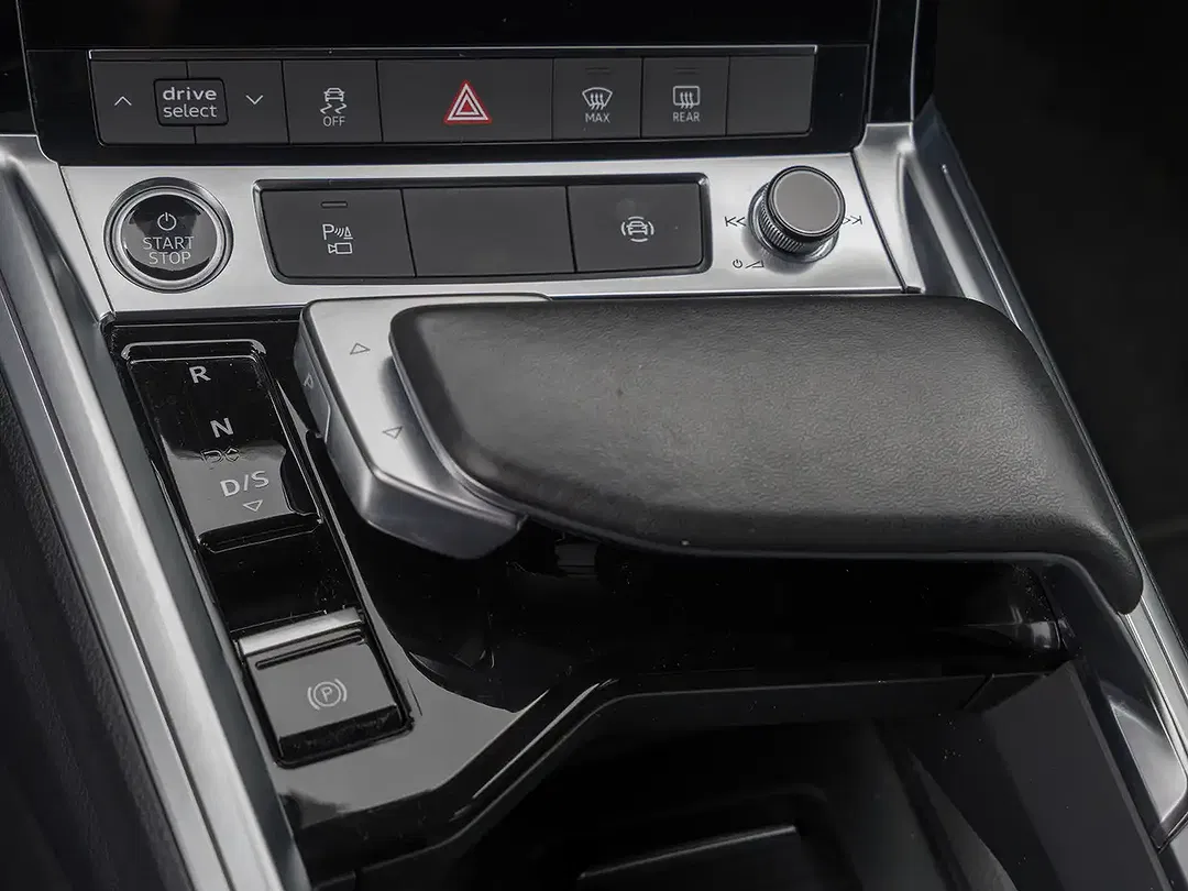Audi e-tron 55 quattro - Thumbnail 8
