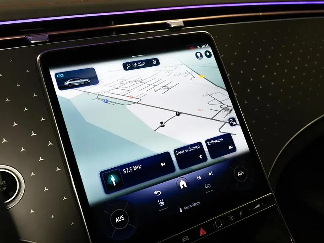 Mercedes-Benz EQE 300 AMG Burmester Night Premium - Thumbnail 13