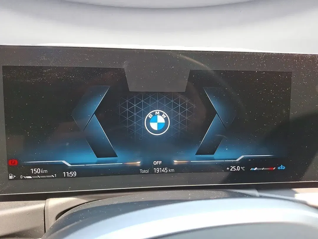 BMW 320 AUT M Touring - Thumbnail 10