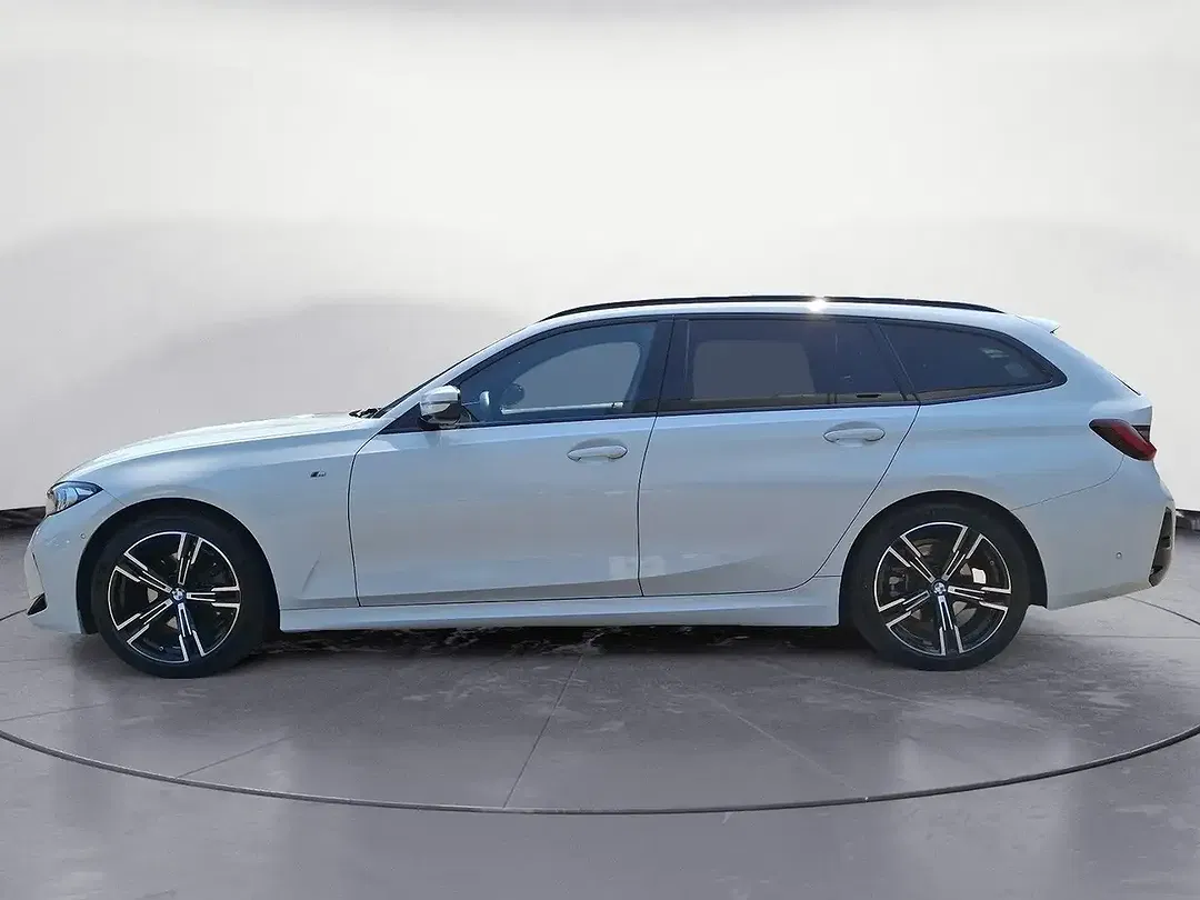BMW 320 AUT M Touring - Thumbnail 2