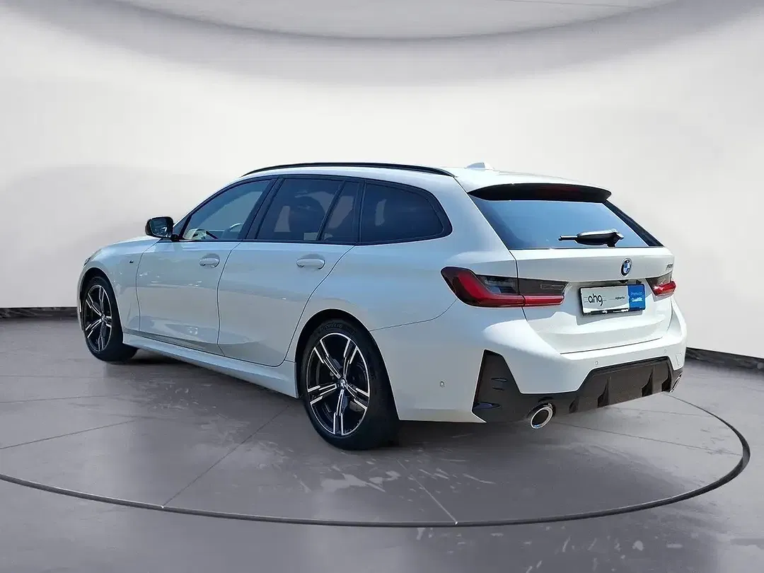 BMW 320 AUT M Touring - Thumbnail 3