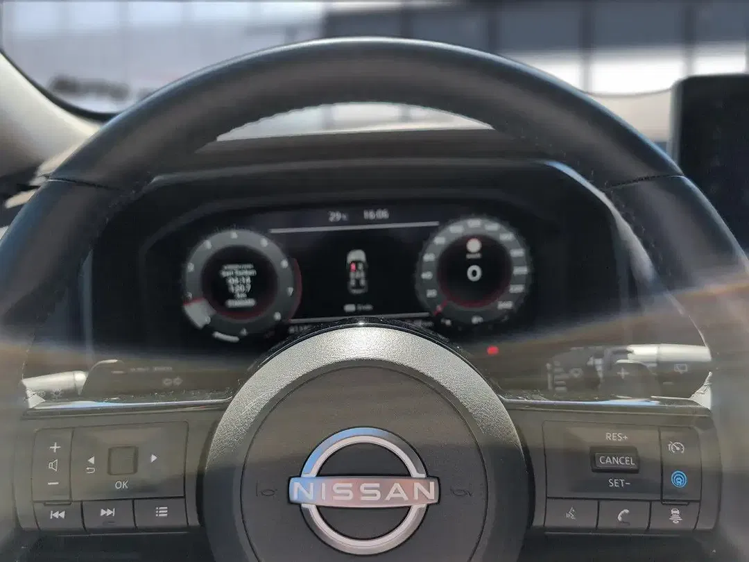 Nissan X-Trail N-Connecta - Thumbnail 11