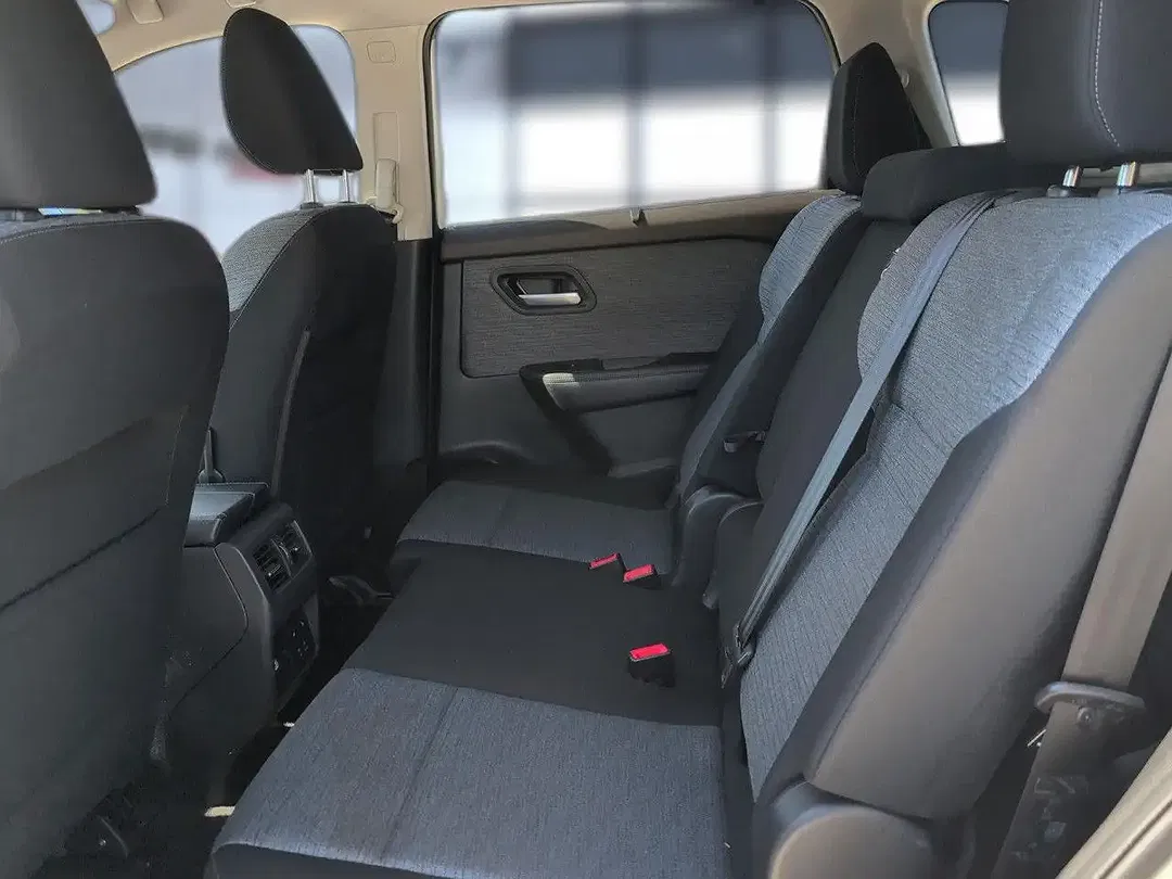 Nissan X-Trail N-Connecta - Thumbnail 15